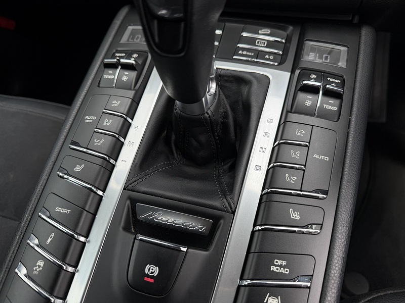 Porsche Macan Pdk - U12213