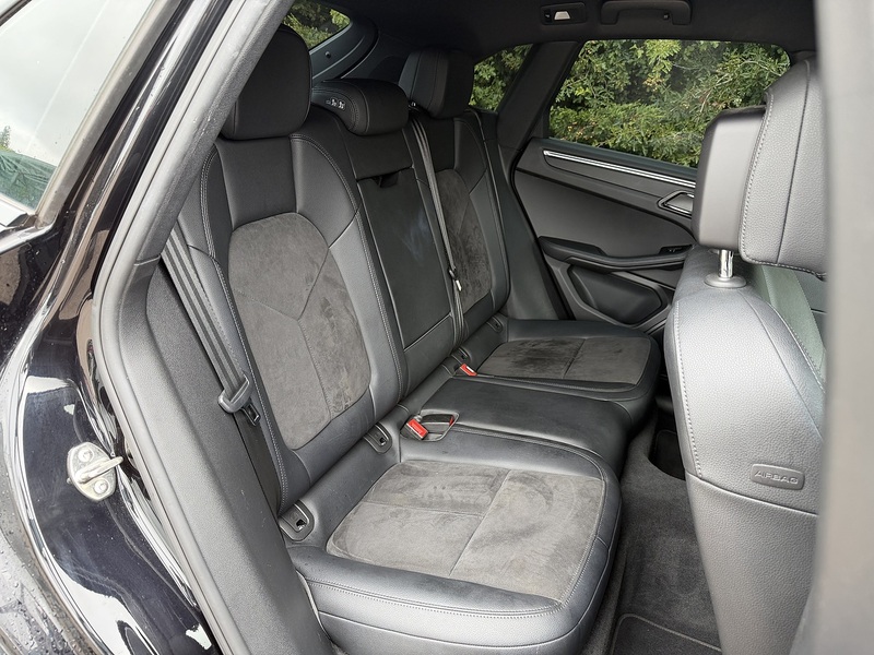 Porsche Macan Pdk - U12213