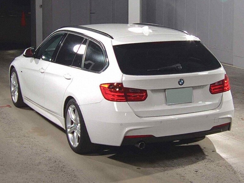 BMW 3 Series 320I M Sport Touring - U12214