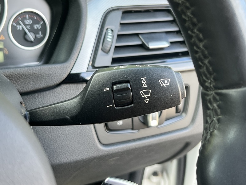 BMW 3 Series 320I M Sport Touring - U12214
