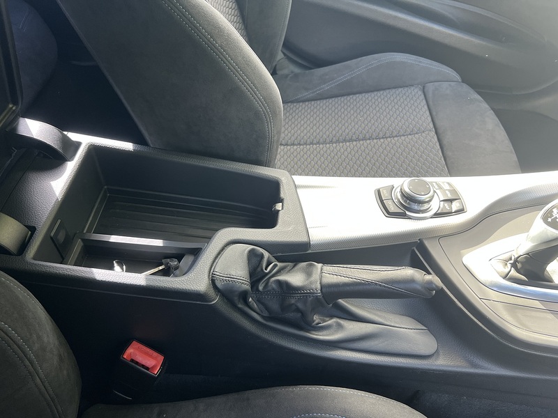 BMW 3 Series 320I M Sport Touring - U12214
