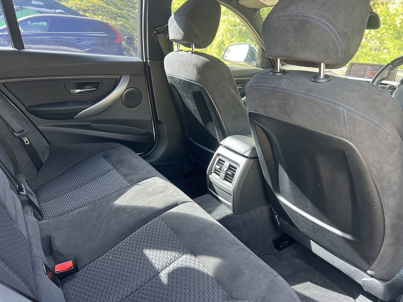 BMW 3 Series 320I M Sport Touring - U12214