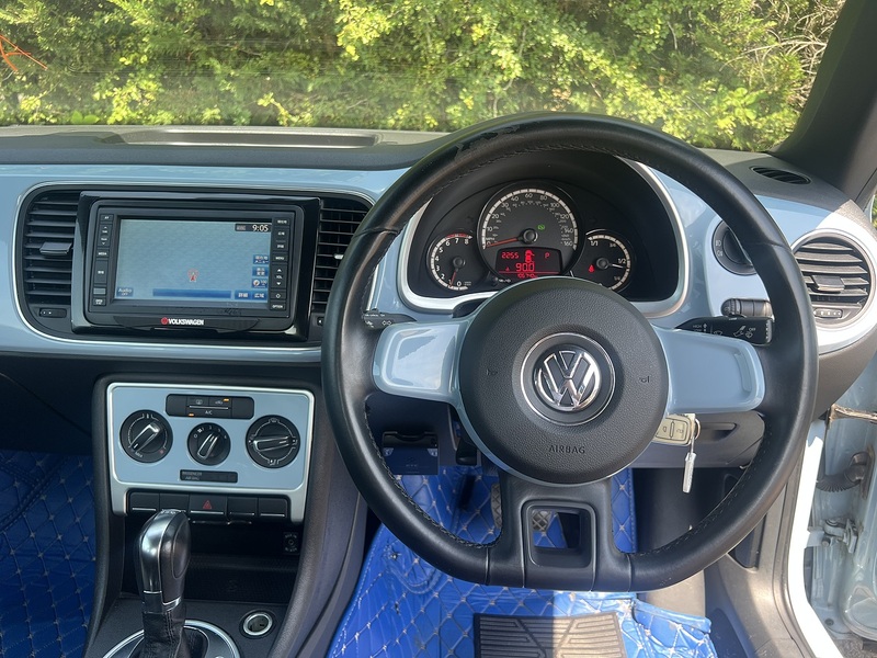 Volkswagen Beetle Tsi Dsg - U12215