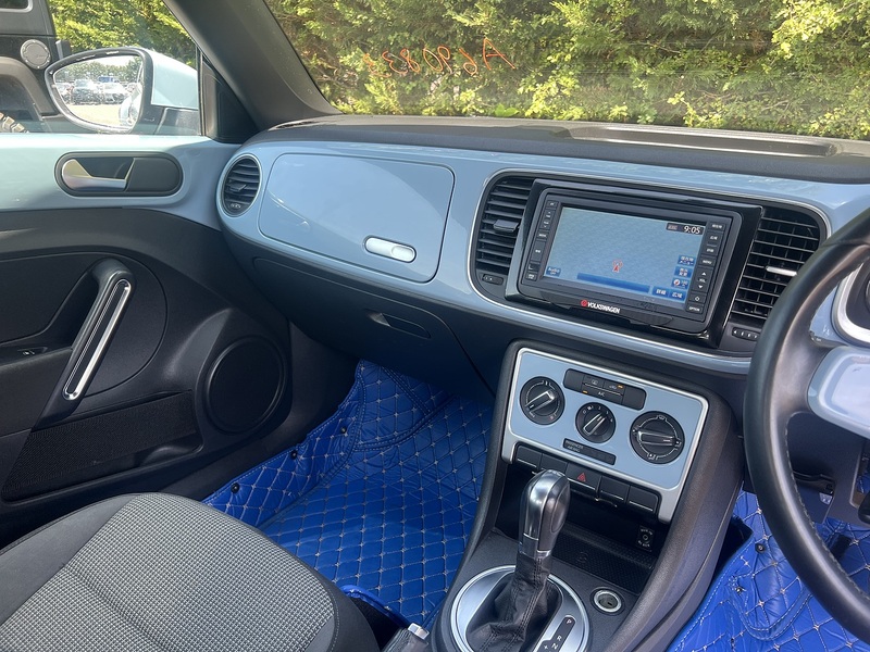 Volkswagen Beetle Tsi Dsg - U12215