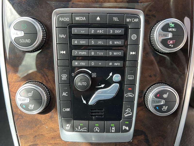 Volvo Xc70 Se Lux - U12216