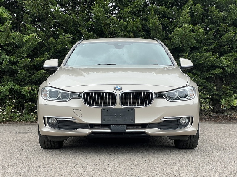 BMW 3 Series 320D Luxury Touring - U12217