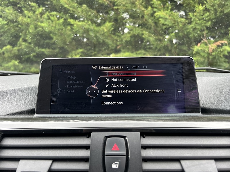 BMW 3 Series 320D Luxury Touring - U12217