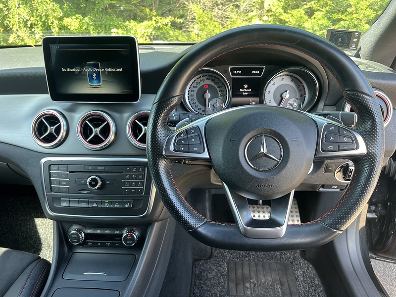 Mercedes-Benz Cla Cla 180 Amg Line Premium - U12219
