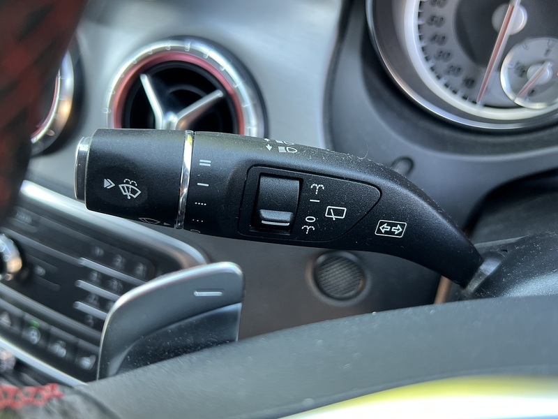 Mercedes-Benz Cla Cla 180 Amg Line Premium - U12219