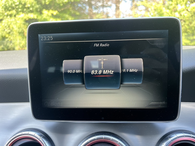 Mercedes-Benz Cla Cla 180 Amg Line Premium - U12219