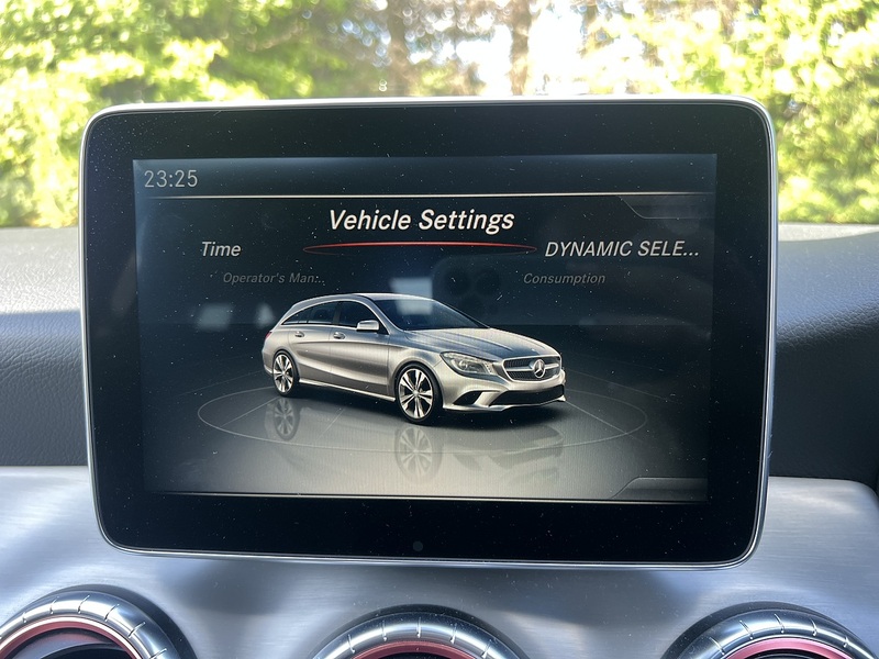 Mercedes-Benz Cla Cla 180 Amg Line Premium - U12219