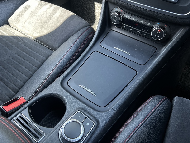 Mercedes-Benz Cla Cla 180 Amg Line Premium - U12219