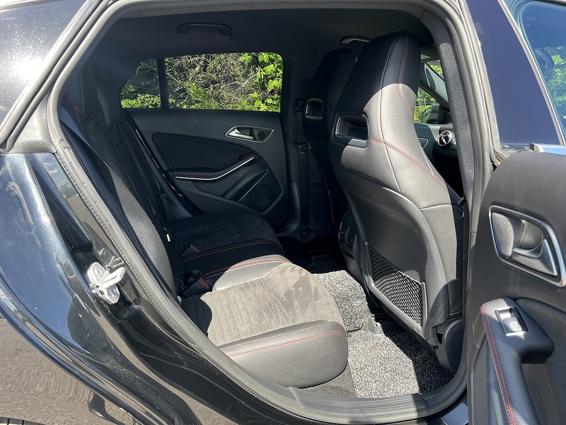 Mercedes-Benz Cla Cla 180 Amg Line Premium - U12219