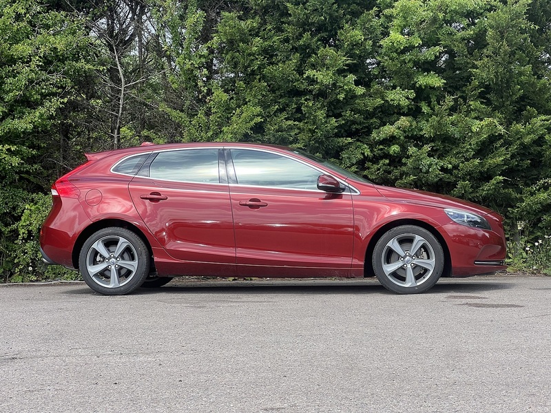 Volvo V40 T4 Se Lux Nav - U12220