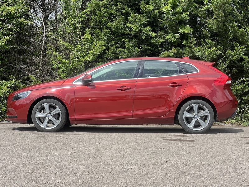 Volvo V40 T4 Se Lux Nav - U12220