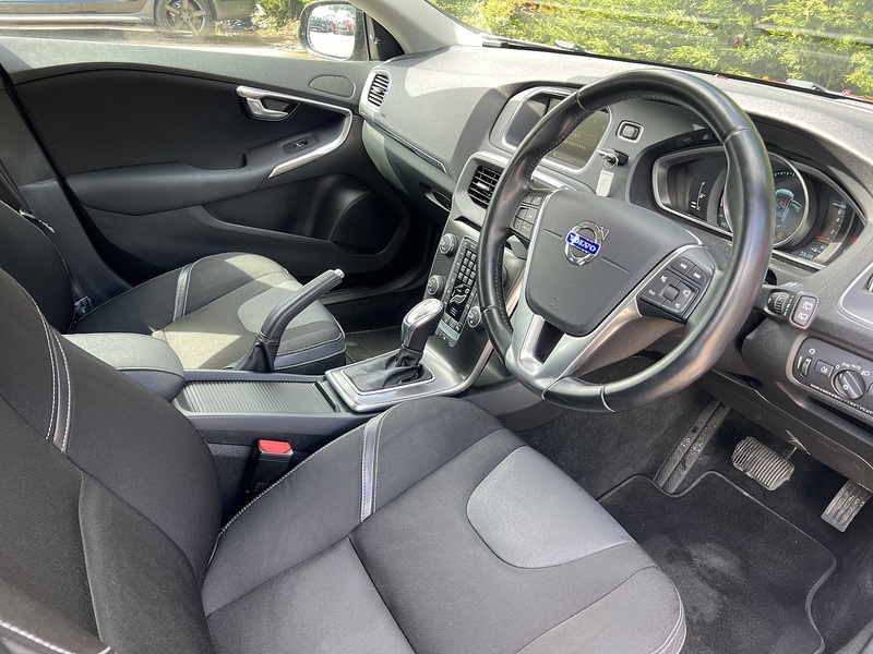 Volvo V40 T4 Se Lux Nav - U12220