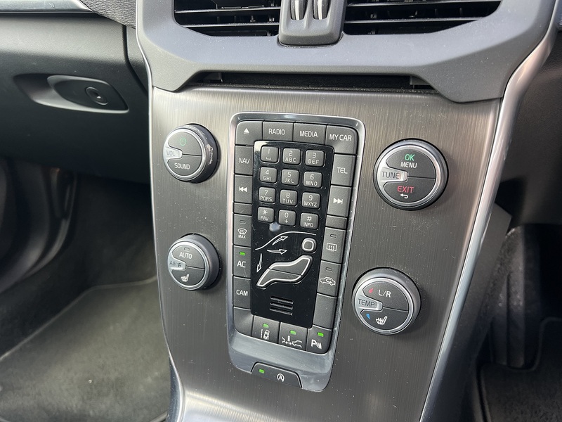 Volvo V40 T4 Se Lux Nav - U12220
