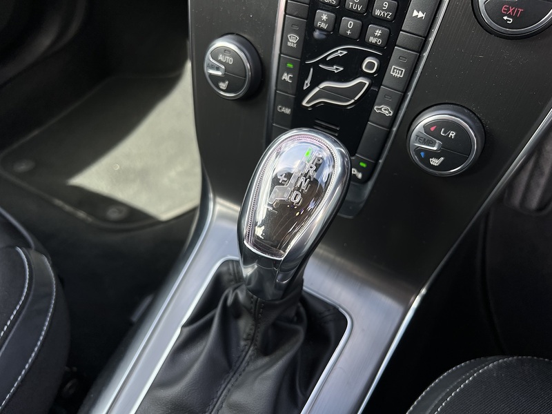 Volvo V40 T4 Se Lux Nav - U12220