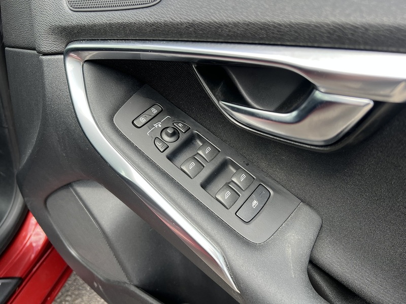 Volvo V40 T4 Se Lux Nav - U12220