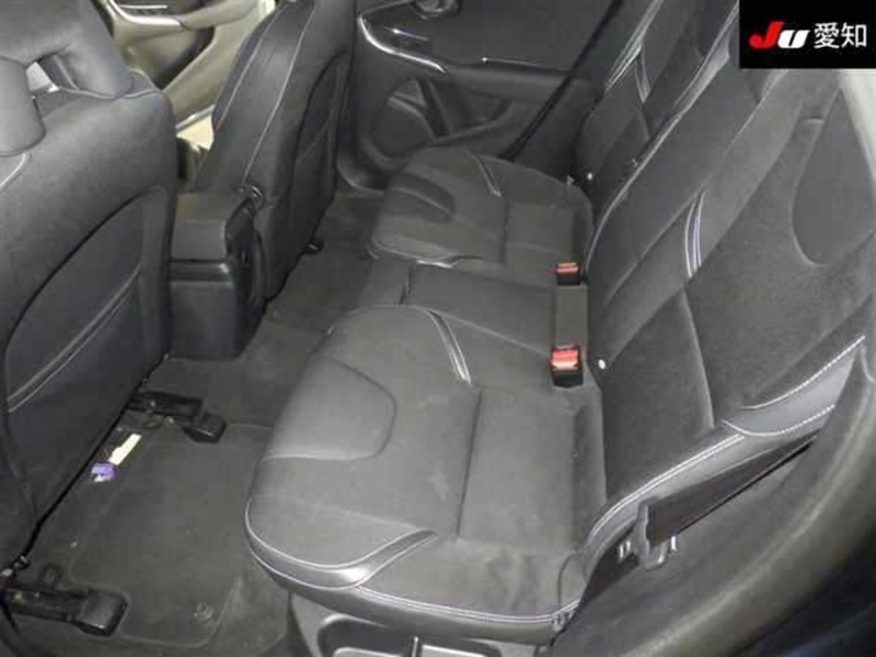 Volvo V40 T4 Se Lux Nav - U12221