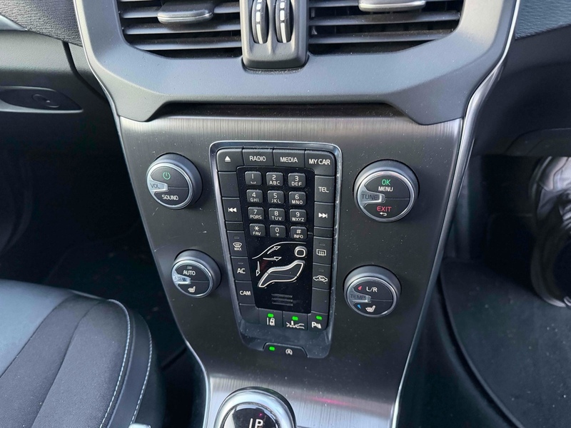 Volvo V40 T4 Se Lux Nav - U12221