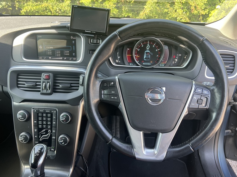 Volvo V40 T4 Se Lux Nav - U12221