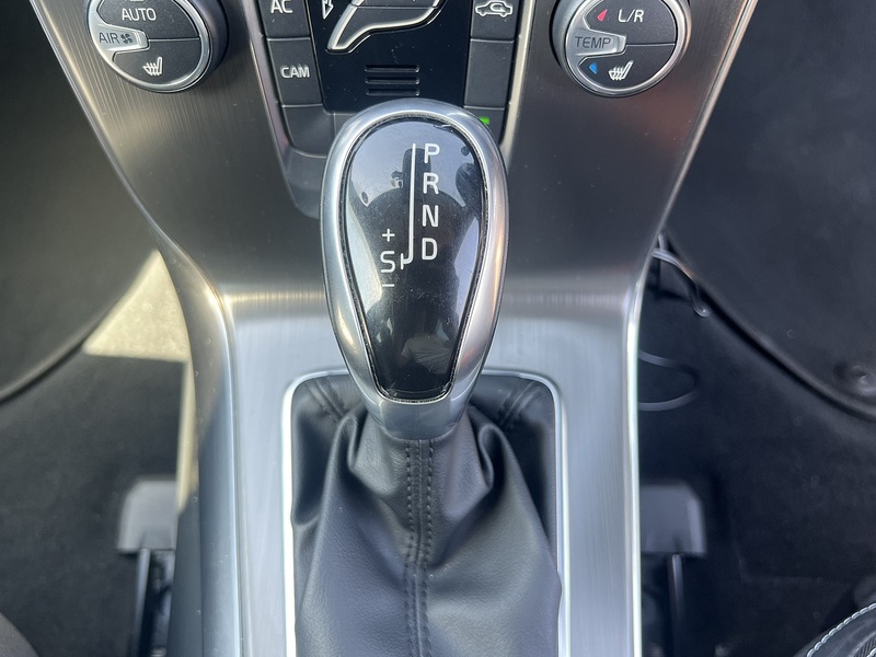 Volvo V40 T4 Se Lux Nav - U12221