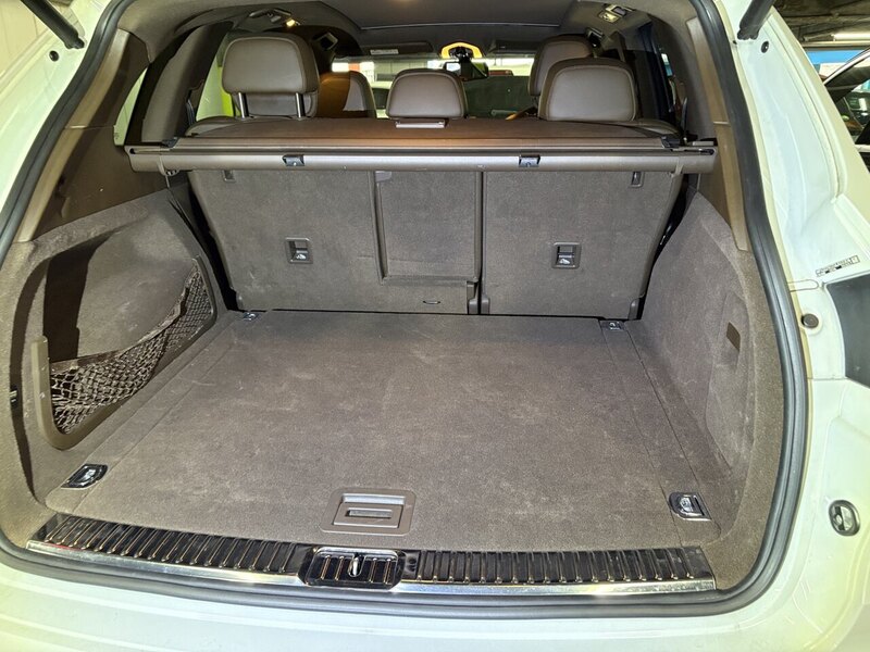 Porsche Cayenne V6 - U12223