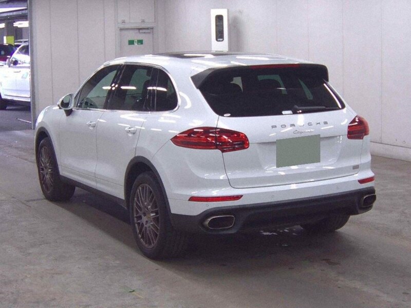 Porsche Cayenne V6 - U12223