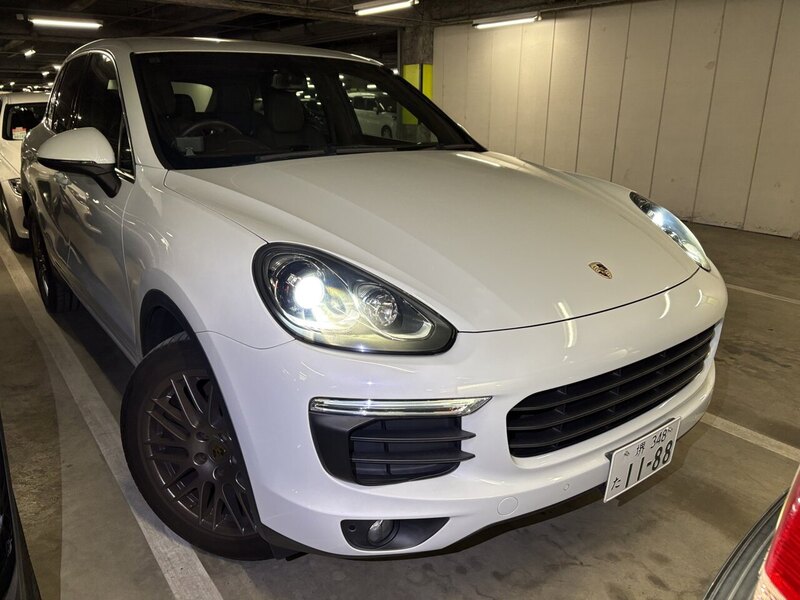 Porsche Cayenne V6 - U12223