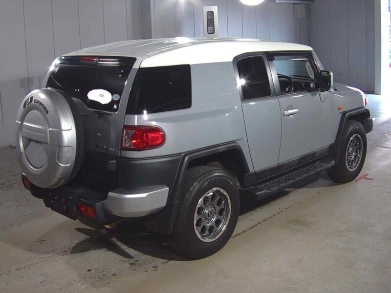 Toyota FJ Cruiser Offroad Package - U12232