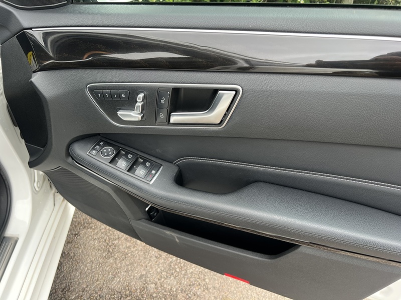 Mercedes-Benz E Class E 350 Amg Line - U12233