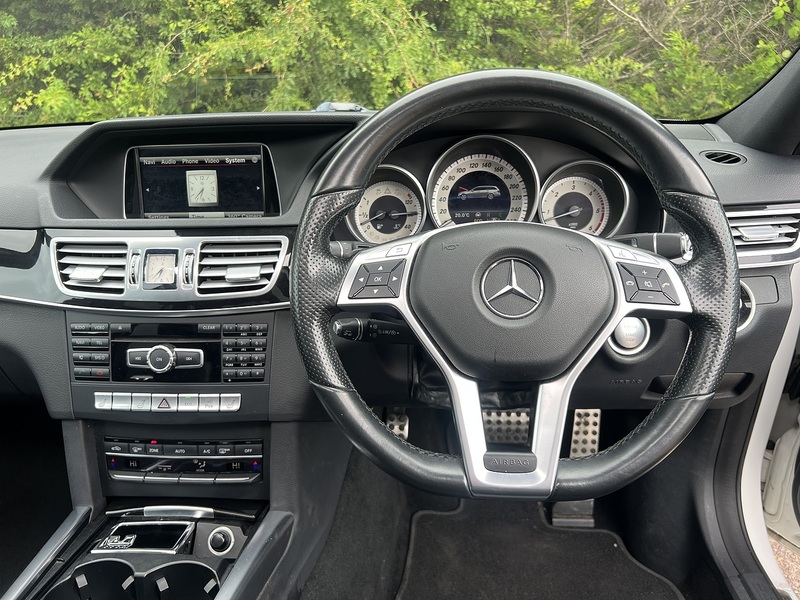 Mercedes-Benz E Class E 350 Amg Line - U12233