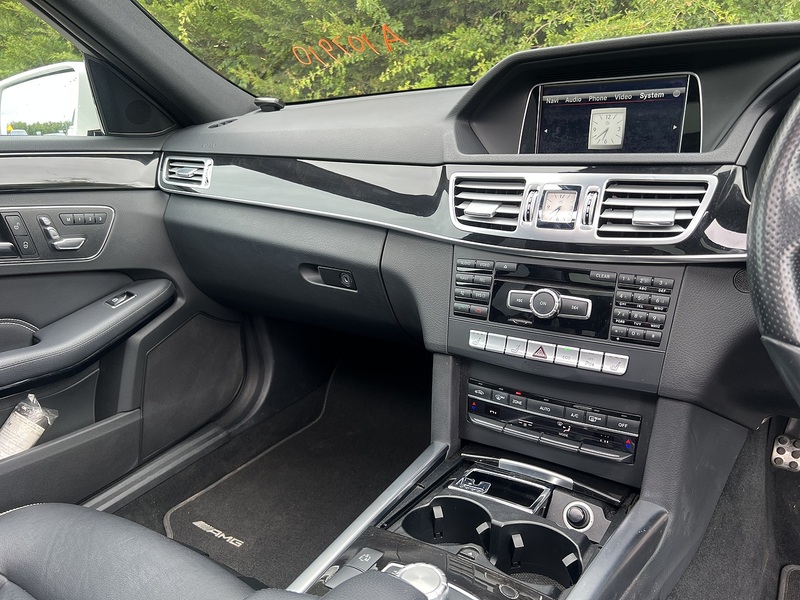 Mercedes-Benz E Class E 350 Amg Line - U12233