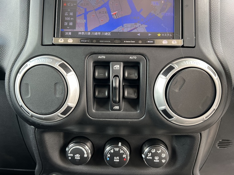 Jeep Wrangler V6 Sahara - U12234