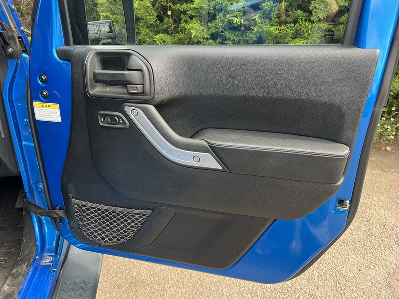 Jeep Wrangler V6 Sahara - U12234