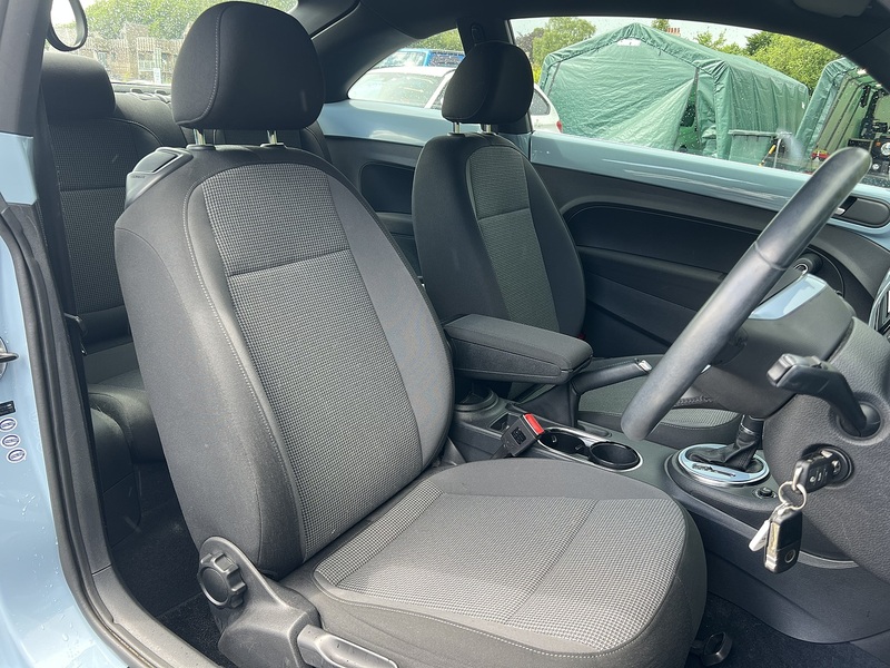 Volkswagen Beetle Design Tsi Dsg - U12235