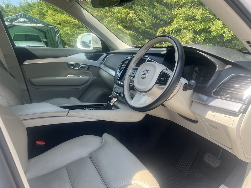Volvo Xc90 T5 Momentum Pro Awd - U12236