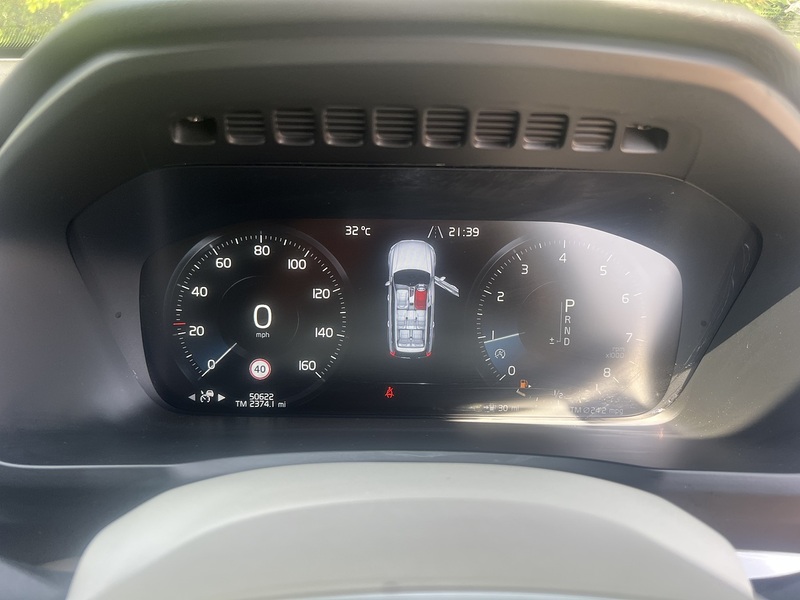 Volvo Xc90 T5 Momentum Pro Awd - U12236