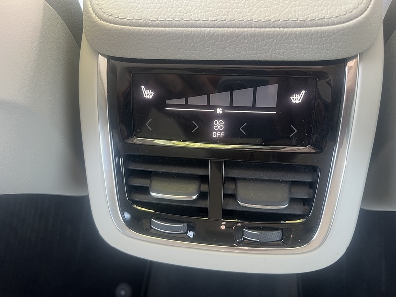 Volvo Xc90 T5 Momentum Pro Awd - U12236