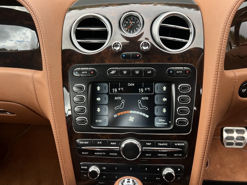 Bentley Continental GT - U12243