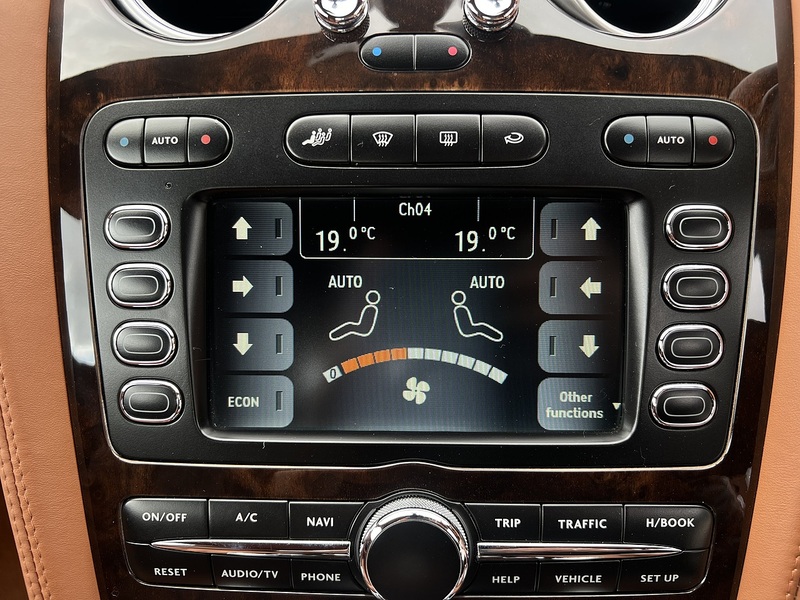 Bentley Continental GT - U12243