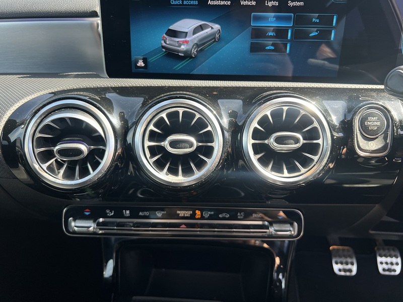 Mercedes-Benz A Class A200 AMG Line - U12245