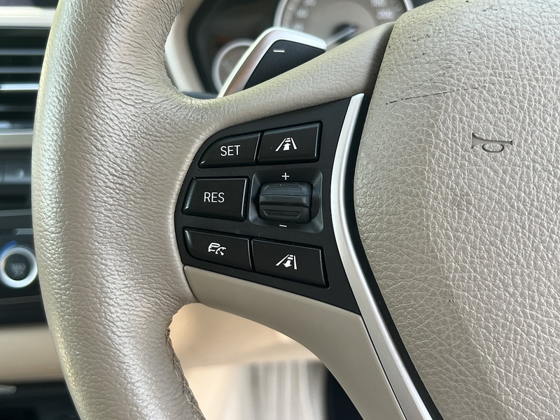 BMW 3 Series 320D Modern Touring - U12254