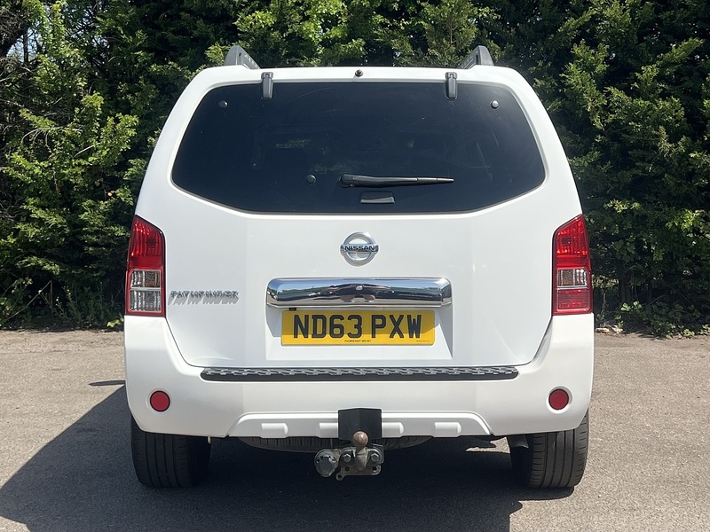 Nissan Pathfinder dCi Tekna - U12258