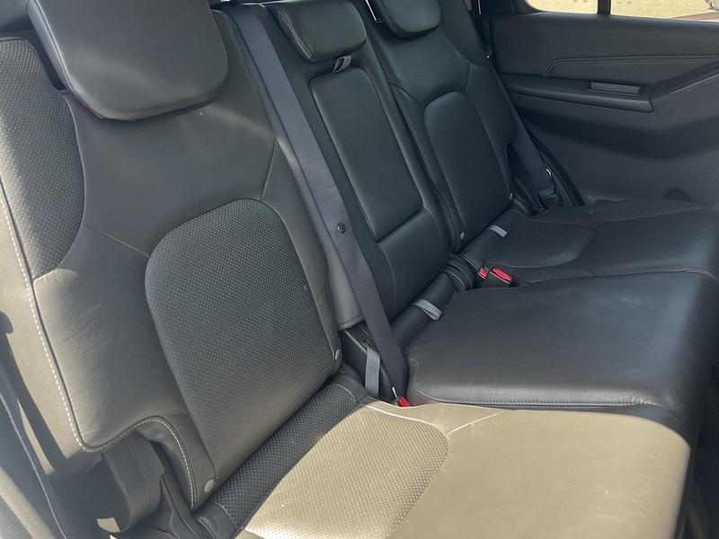Nissan Pathfinder dCi Tekna - U12258
