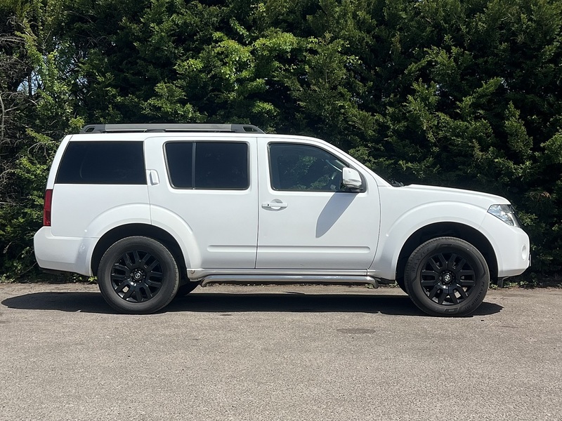 Nissan Pathfinder dCi Tekna - U12258