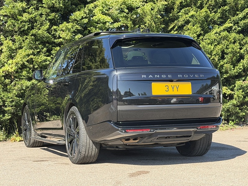 Land Rover Range Rover D300 MHEV Autobiography - U12264
