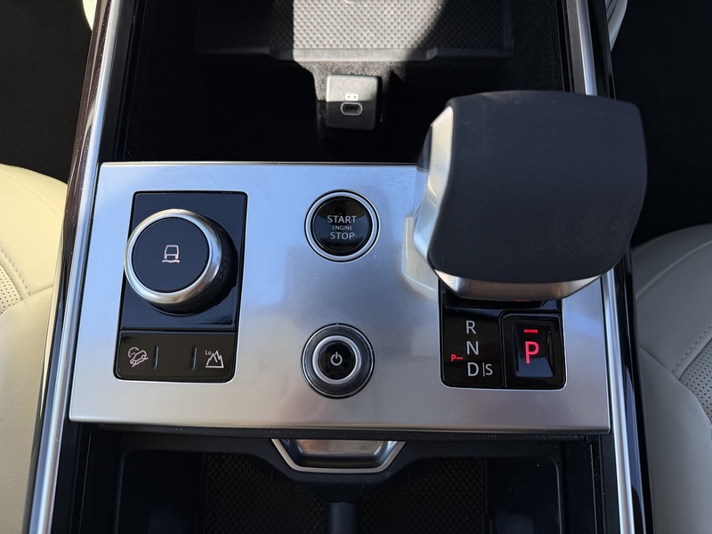 Land Rover Range Rover D300 MHEV Autobiography - U12264