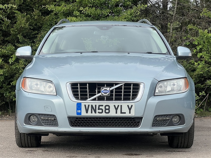 Volvo V70 T5 Se Lux - U12265